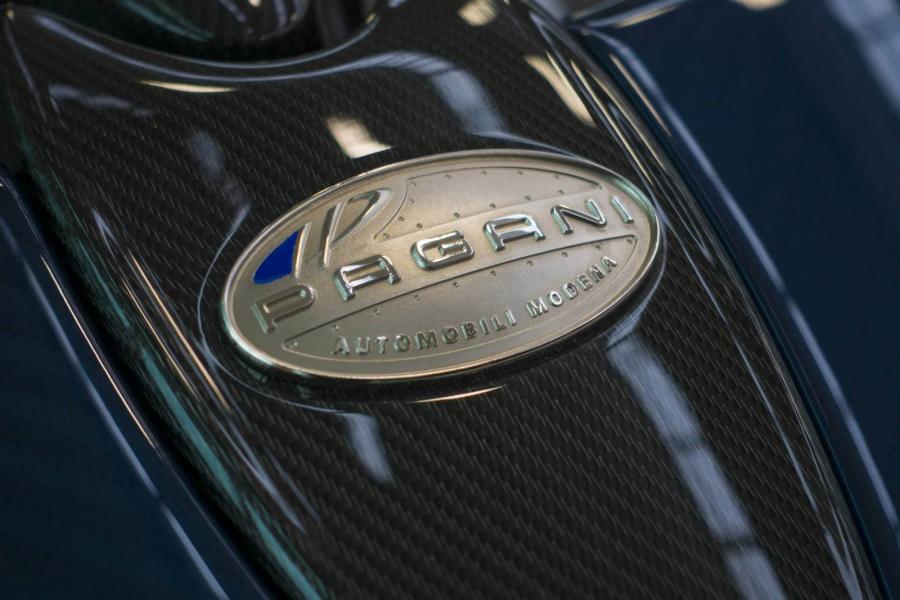 Логотип Pagani Huayra Dinastia Limited Edition 2014 года  (фото 14 из 40)